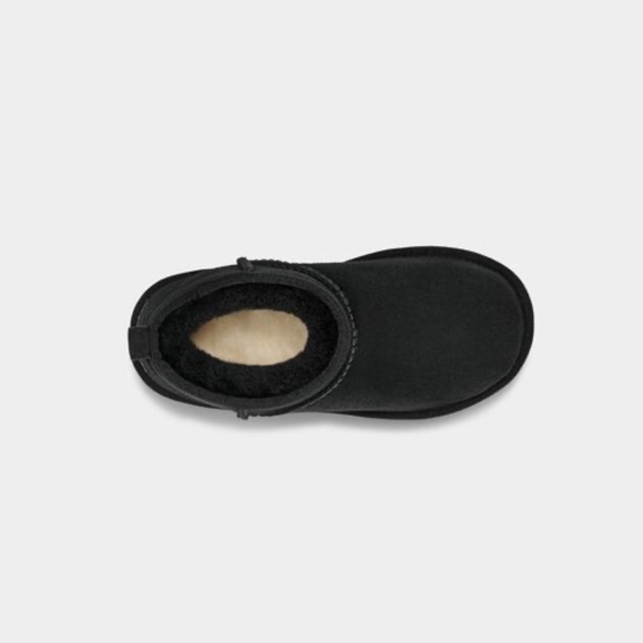 UGG Ultra Mini Classic Boot - Black - Picture 12 of 13